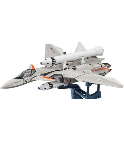 Amazon.com: Hasegawa Macross Plus VF-11B Super Thunderbolt 1/72